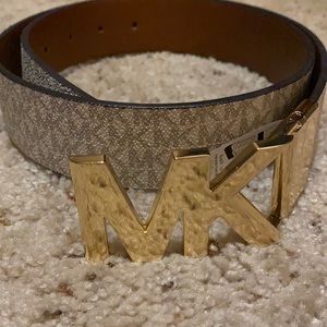 MK belt